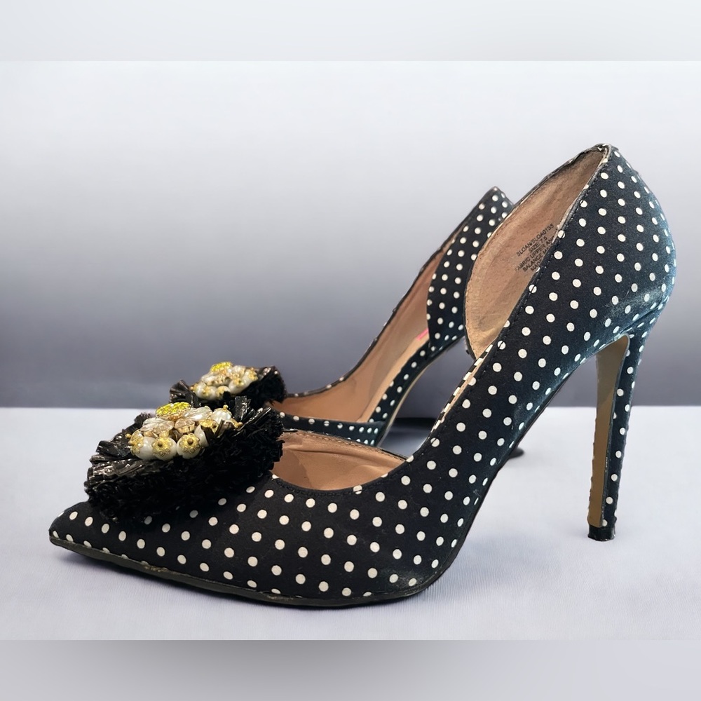 Betsey Johnson Pointed Polkadot Black and White Heels Sz. 7.5